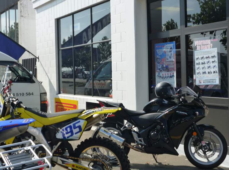 004 Yamaha Dealer Timaru 27th Feb 2013.JPG